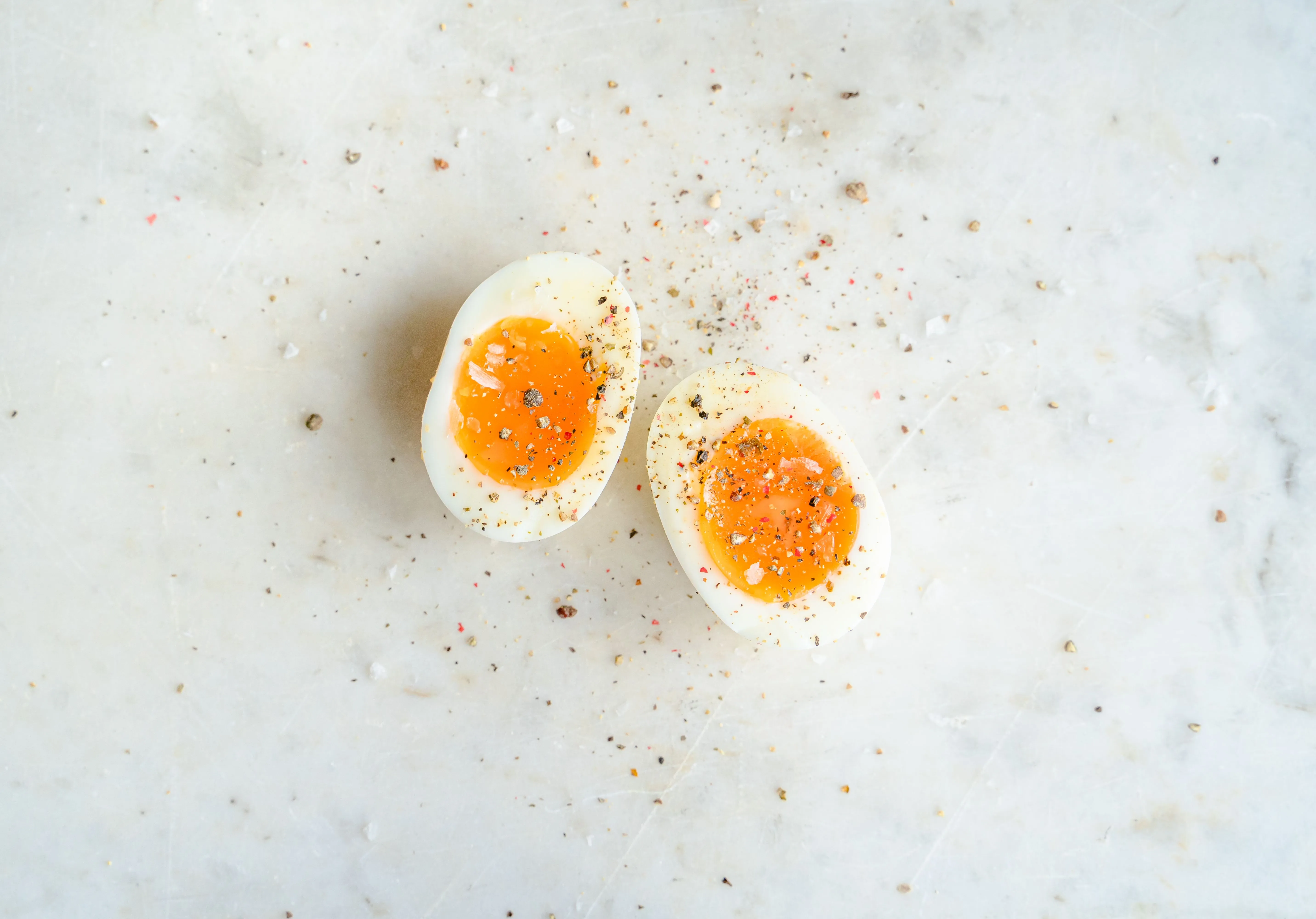 Egg Sheg organic white eggs — hormone-free protein source for fitness and everyday cooking in Lahore